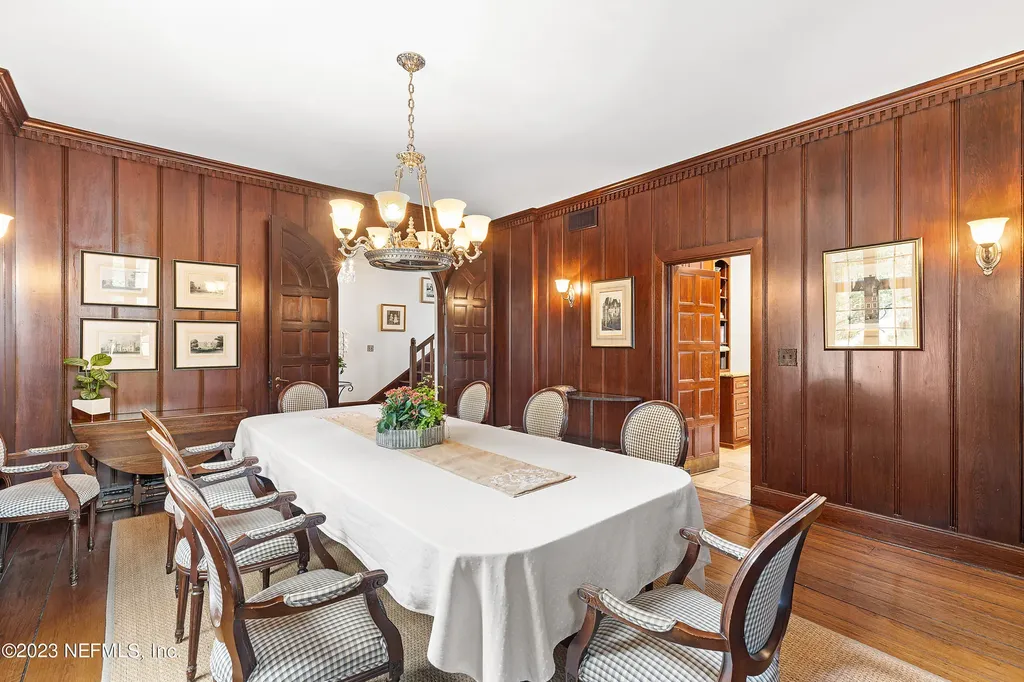 1816-avondale-circle-jacksonville-fl-32205 (18)