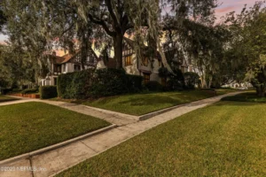 1816-avondale-circle-jacksonville-fl-32205 (3)