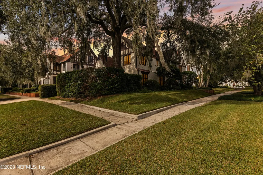 1816-avondale-circle-jacksonville-fl-32205 (3)