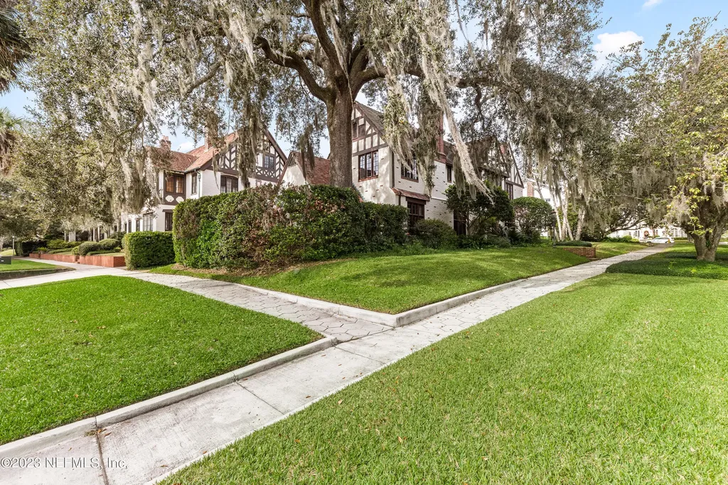 1816-avondale-circle-jacksonville-fl-32205 (4)